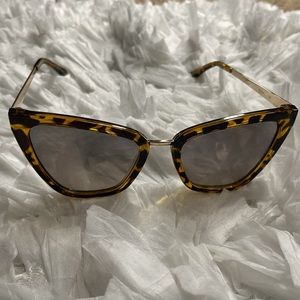 Quay Australia sunglasses REINA regular